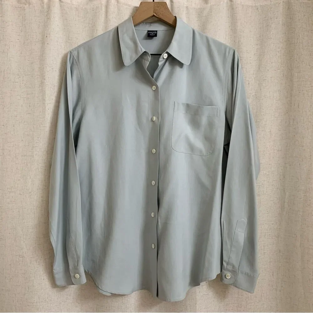 Lands End 100% Silk Crepe Vintage Powder Blue Button Down Longsleeve Blouse 10